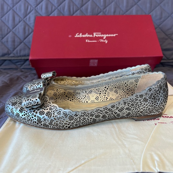 Salvatore Ferragamo Varina Ballet flat - Picture 2 of 8